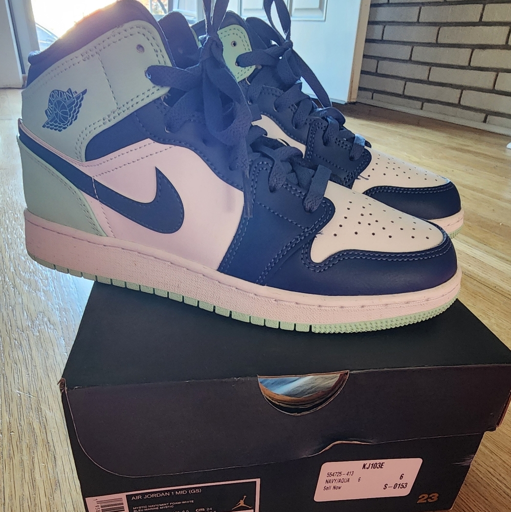 Jordan 1's